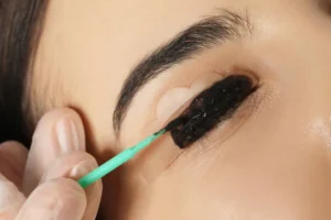 lash tint on a woman